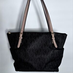 Michael Kors Signature Logo Top Zip Tote Brown Large Bag. Condition is Pre-owned